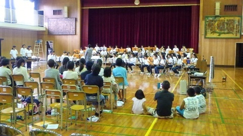 PB060304.JPG